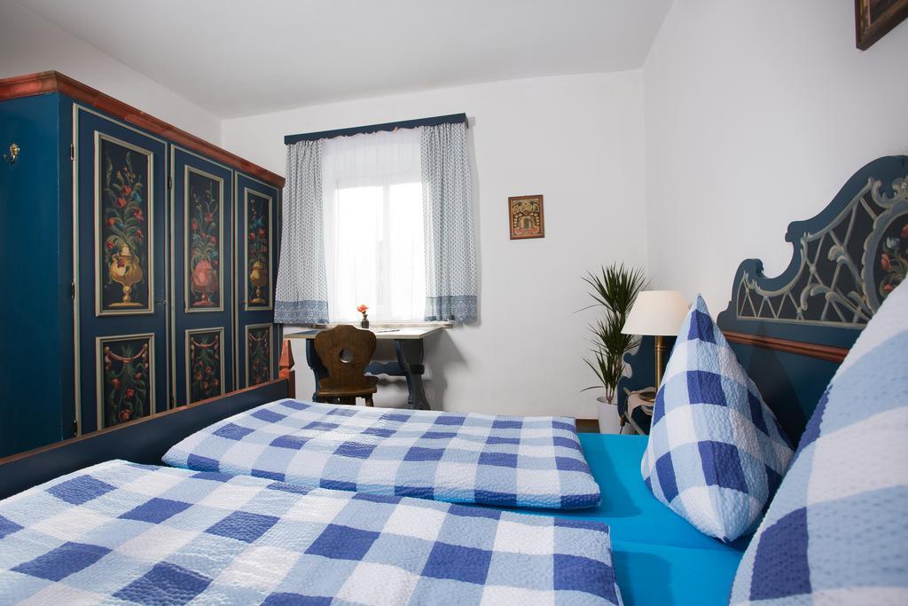Gasthof Zum Lamm Hotell Garmisch-Partenkirchen Rum bild